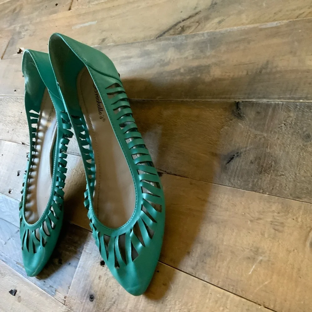 ModCloth Retro flats - Picture 11 of 12